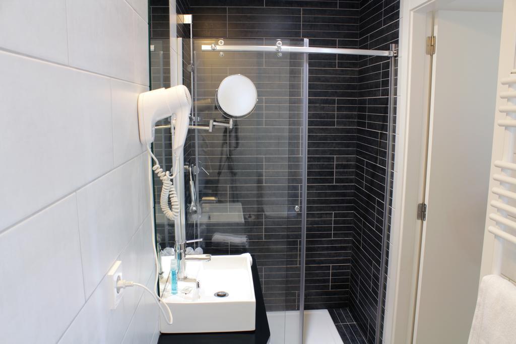 Hotel Lois A Coruna Bagian luar foto